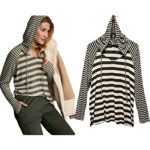 Cabi Playoff Lightweight Hoodie Womens Size M Stretchy Knit Tunic Striped V Neck